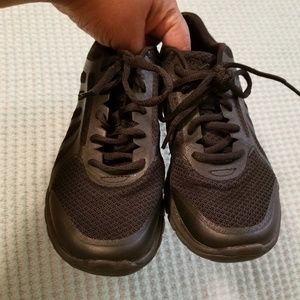 Champion black tennis shoes Size 3